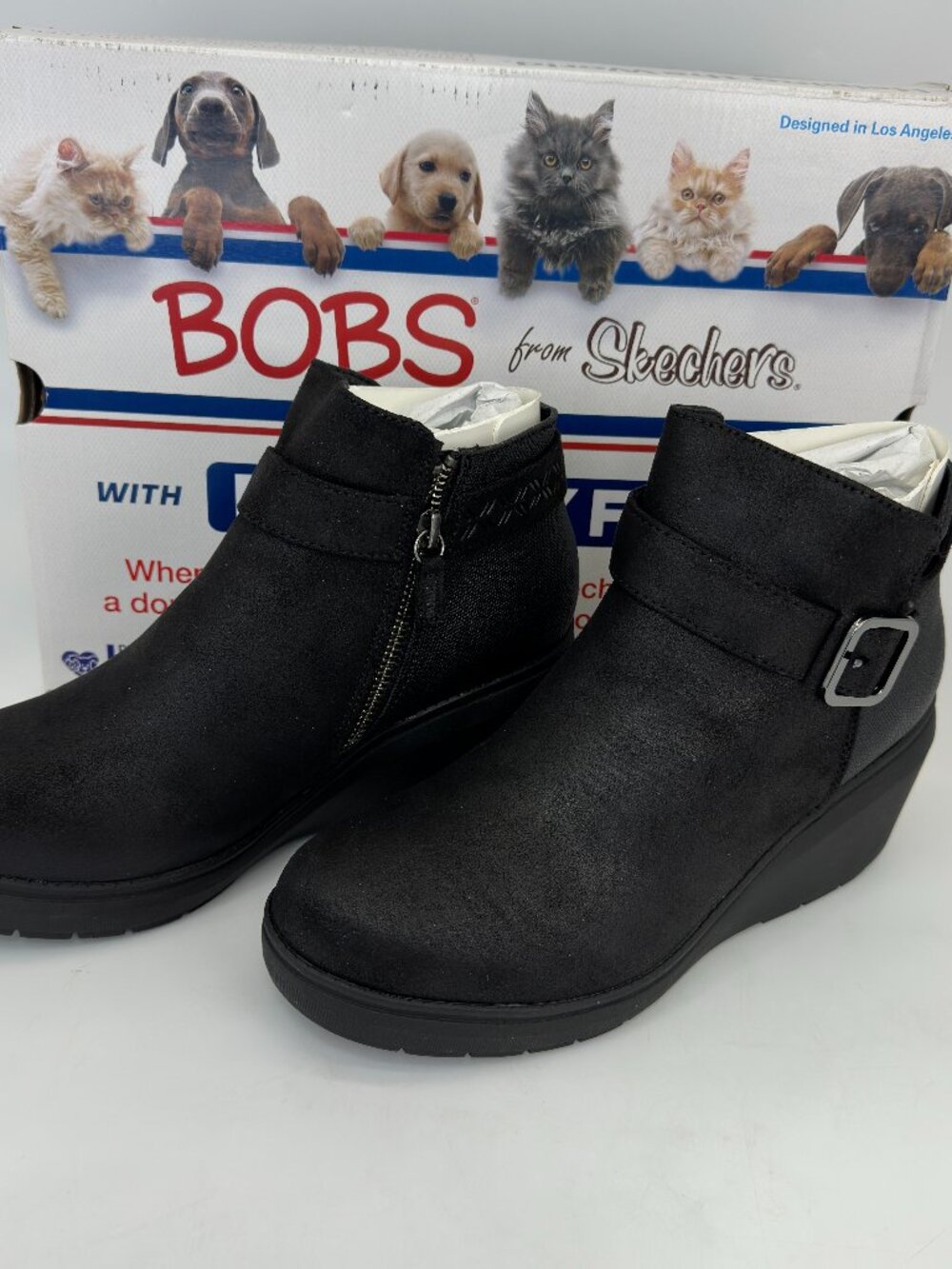 SKECHERS BOBS Black Wedge Ankle Boots Size 8.5 NIB Memory Foam